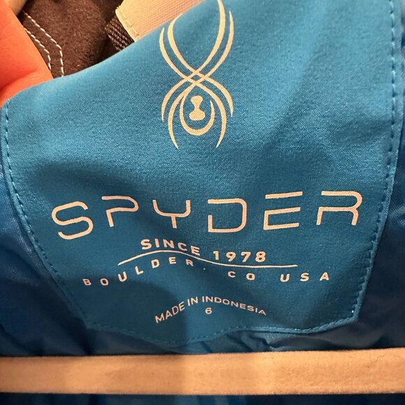 Spyder Women’s Ski Jacket - Size 6 - Picture 3 of 4